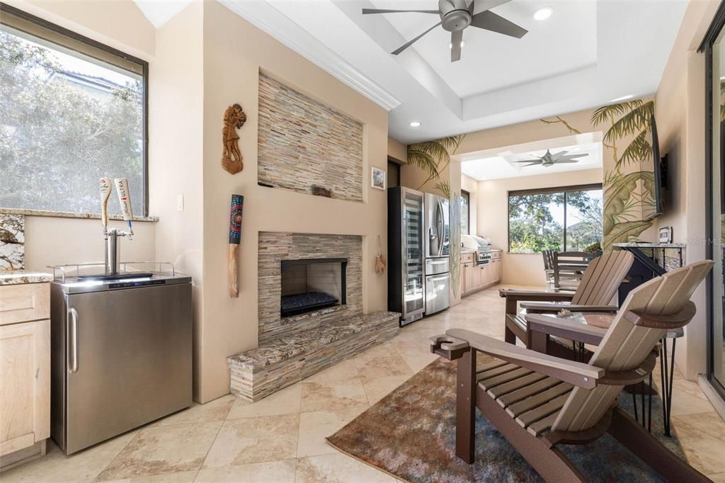 待售: $3,298,500 (5 贝兹, 5 浴室, 5581 平方英尺)