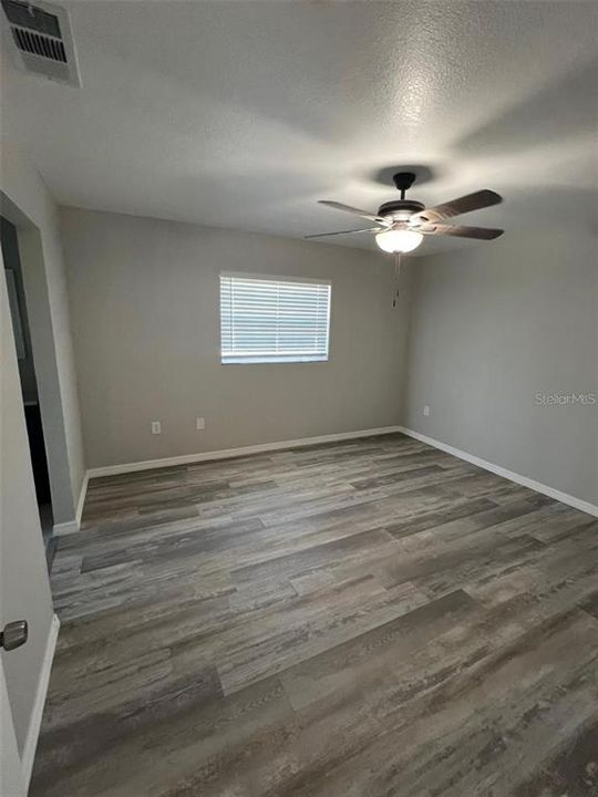 В аренду: $1,950 (3 спален, 2 ванн, 1423 Квадратных фут)