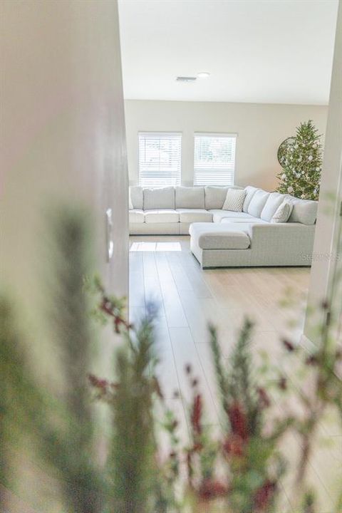 For Sale: $385,000 (4 beds, 2 baths, 2039 Square Feet)