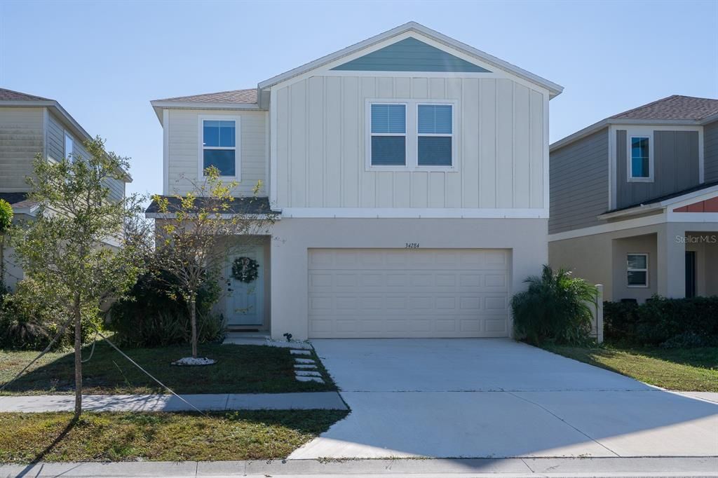 For Sale: $385,000 (4 beds, 2 baths, 2039 Square Feet)