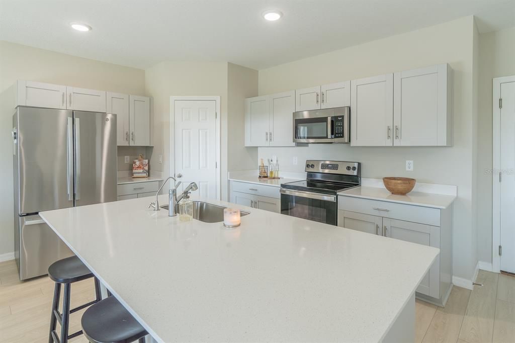 For Sale: $385,000 (4 beds, 2 baths, 2039 Square Feet)