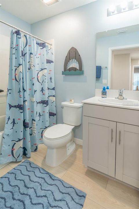 For Sale: $385,000 (4 beds, 2 baths, 2039 Square Feet)