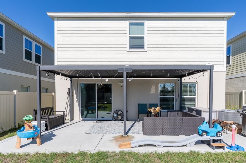 For Sale: $385,000 (4 beds, 2 baths, 2039 Square Feet)