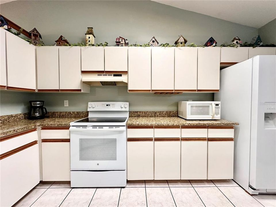 待售: $255,000 (3 贝兹, 2 浴室, 1495 平方英尺)