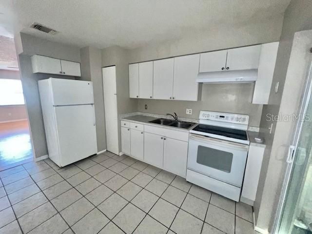 En Renta: $1,700 (2 camas, 2 baños, 864 Pies cuadrados)