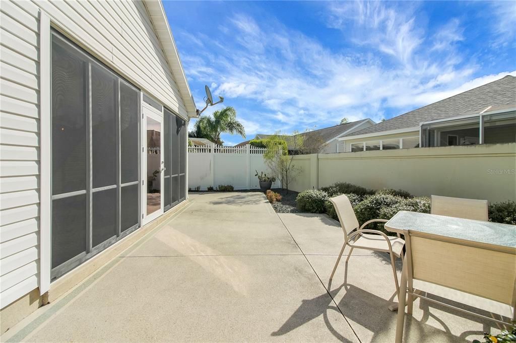 На продажу: $339,900 (3 спален, 2 ванн, 1397 Квадратных фут)