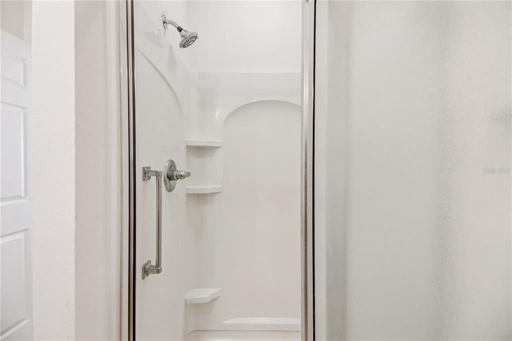 На продажу: $339,900 (3 спален, 2 ванн, 1397 Квадратных фут)