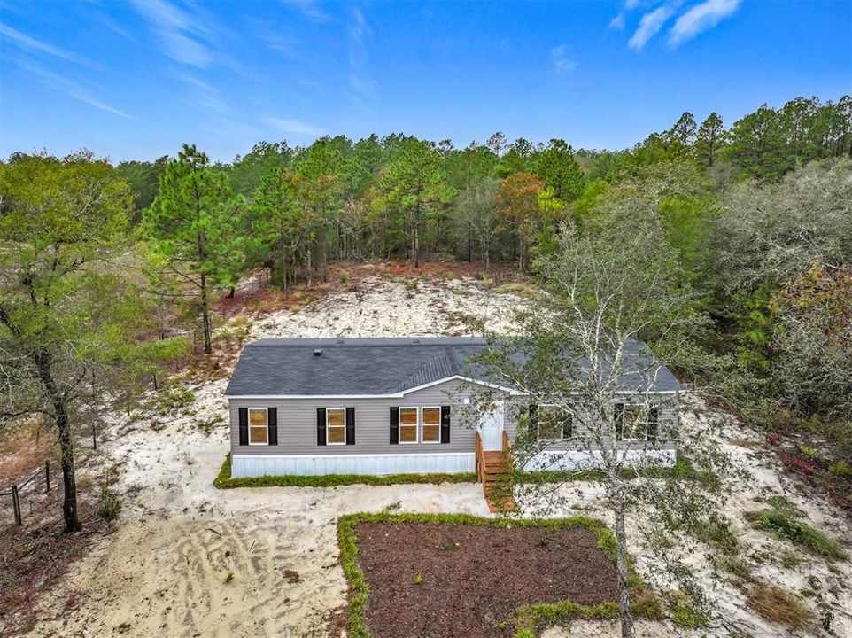 For Sale: $224,900 (4 beds, 2 baths, 1560 Square Feet)