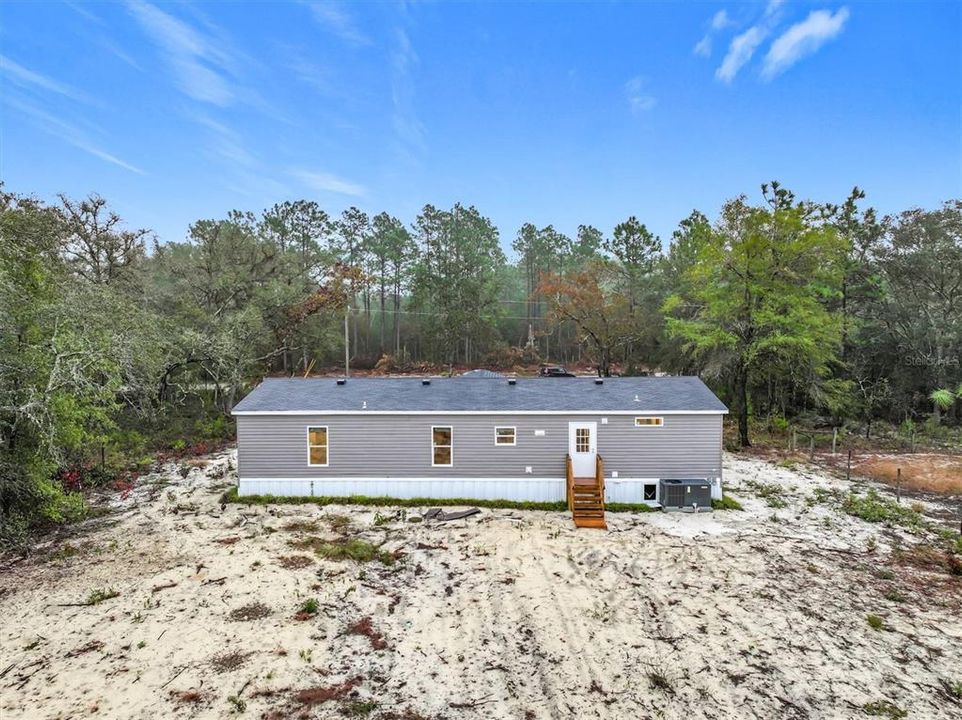 For Sale: $224,900 (4 beds, 2 baths, 1560 Square Feet)