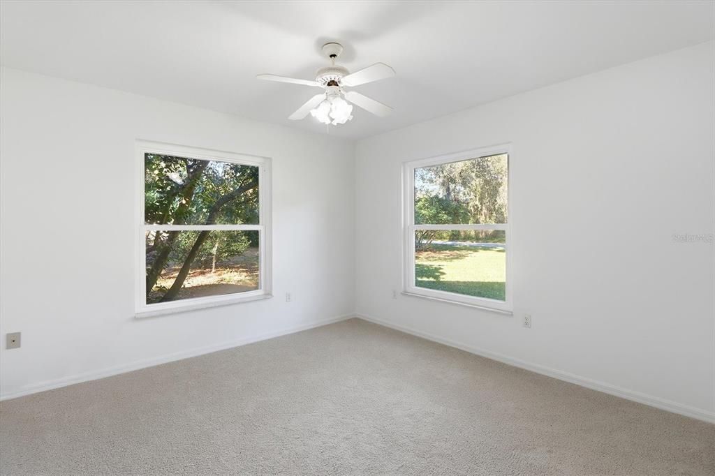 For Sale: $350,000 (3 beds, 2 baths, 1450 Square Feet)