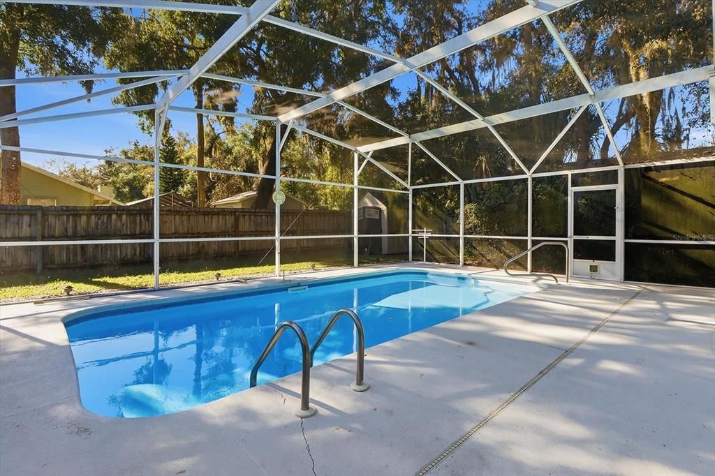 For Sale: $350,000 (3 beds, 2 baths, 1450 Square Feet)