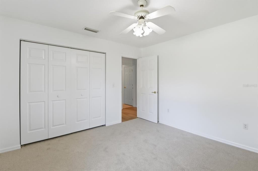 For Sale: $350,000 (3 beds, 2 baths, 1450 Square Feet)