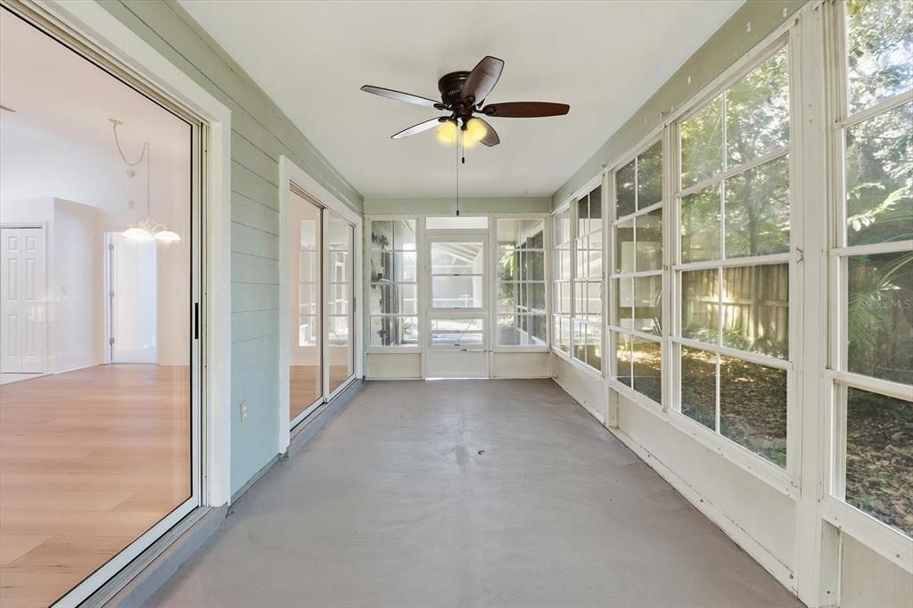 For Sale: $350,000 (3 beds, 2 baths, 1450 Square Feet)