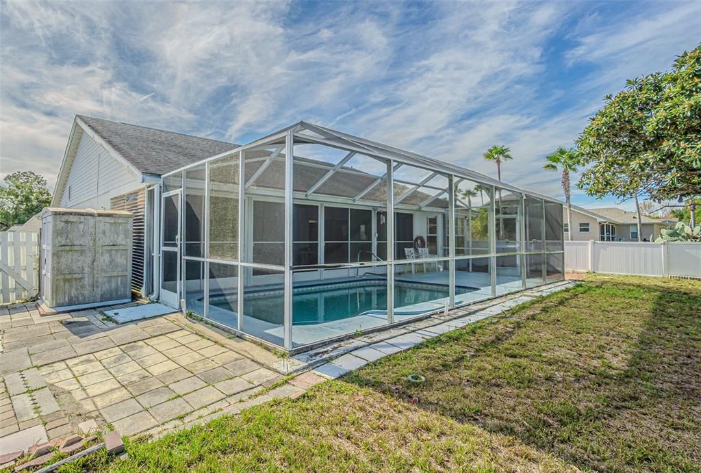 For Sale: $315,000 (2 beds, 2 baths, 1523 Square Feet)