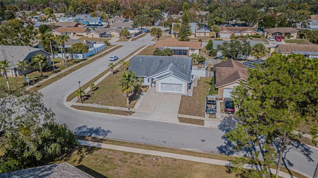 For Sale: $315,000 (2 beds, 2 baths, 1523 Square Feet)