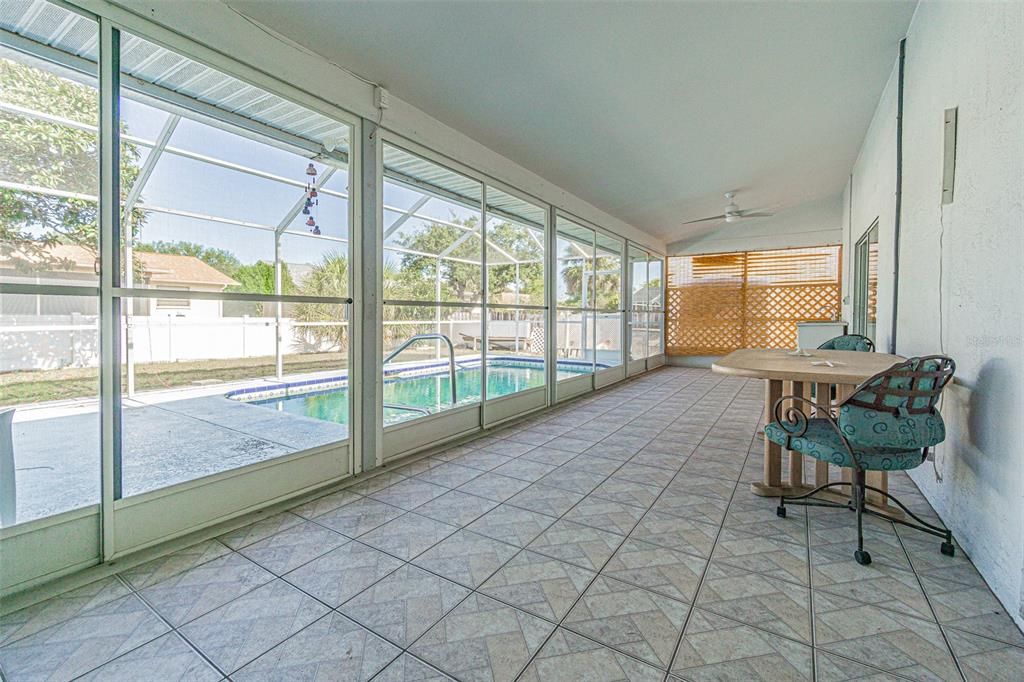 For Sale: $315,000 (2 beds, 2 baths, 1523 Square Feet)