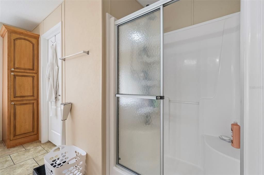 En Venta: $285,000 (3 camas, 2 baños, 1458 Pies cuadrados)