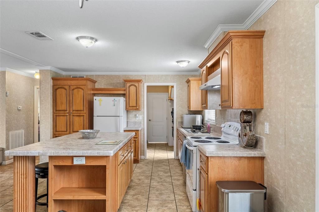 En Venta: $285,000 (3 camas, 2 baños, 1458 Pies cuadrados)