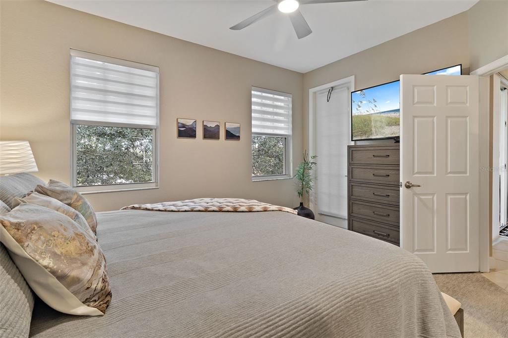 待售: $295,000 (3 贝兹, 2 浴室, 1519 平方英尺)