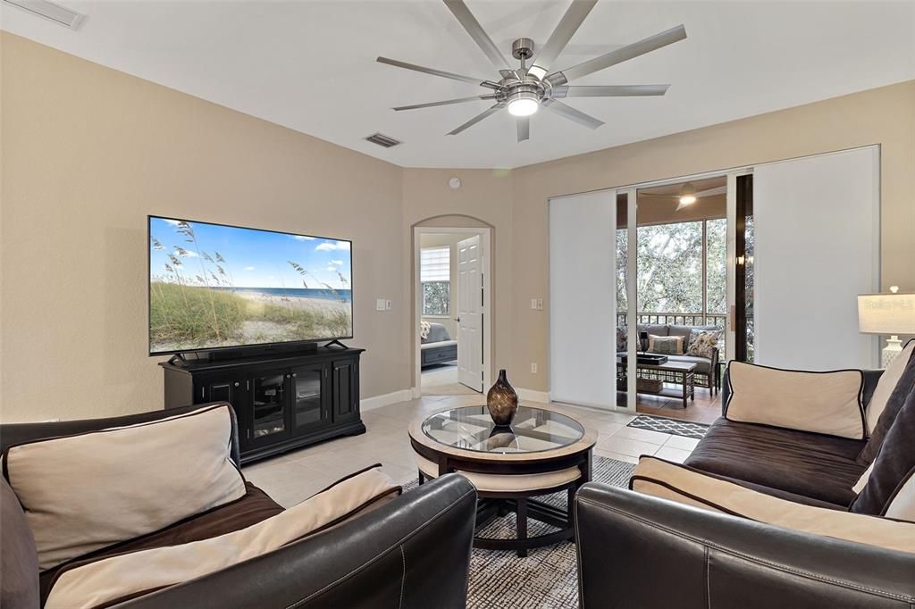 待售: $295,000 (3 贝兹, 2 浴室, 1519 平方英尺)