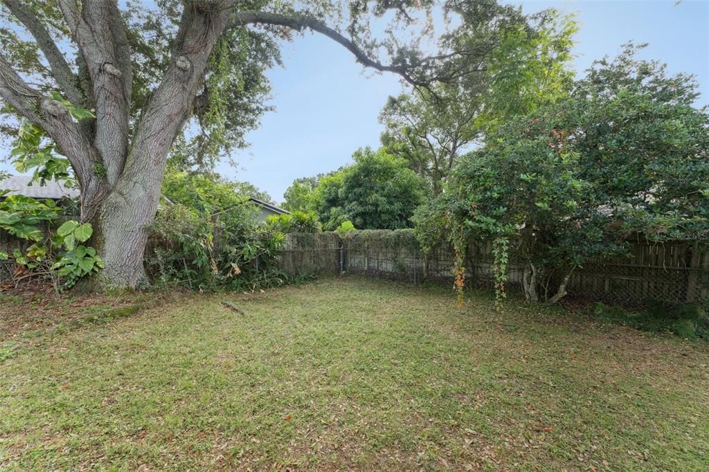 For Sale: $385,000 (3 beds, 2 baths, 1779 Square Feet)