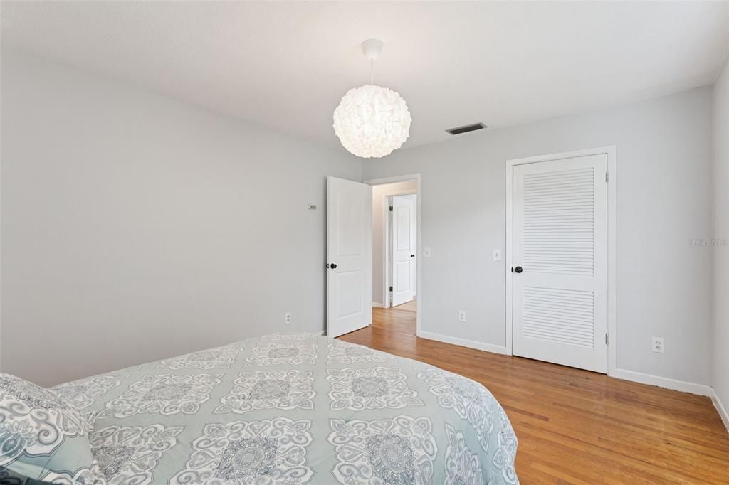 For Sale: $385,000 (3 beds, 2 baths, 1779 Square Feet)