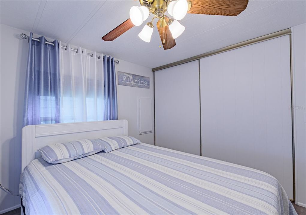 For Sale: $174,900 (2 beds, 2 baths, 1008 Square Feet)