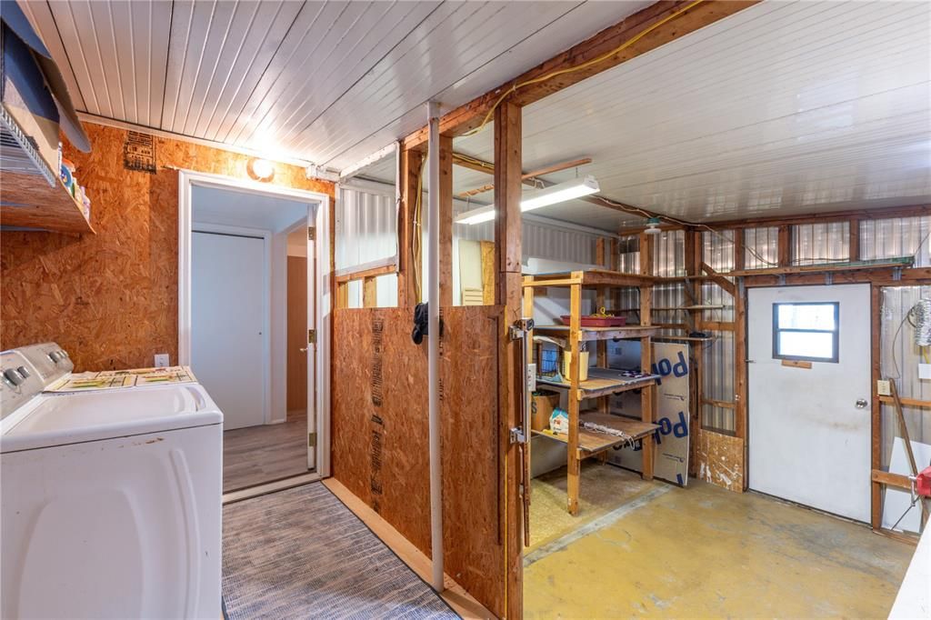 For Sale: $174,900 (2 beds, 2 baths, 1008 Square Feet)