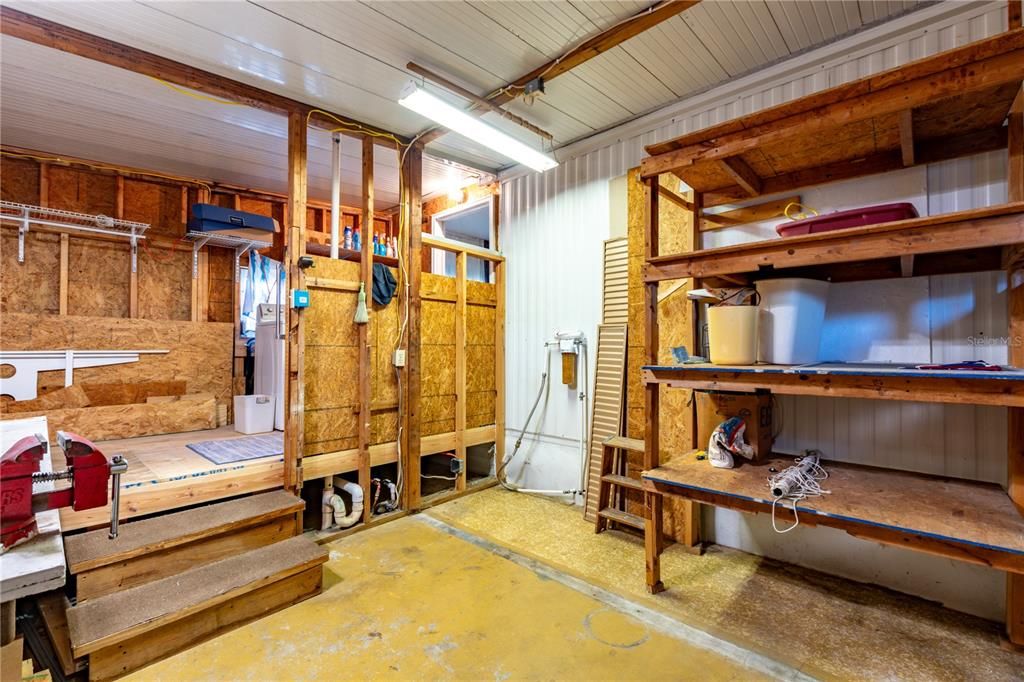 For Sale: $174,900 (2 beds, 2 baths, 1008 Square Feet)