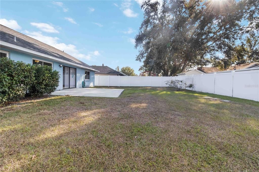 For Sale: $370,000 (3 beds, 2 baths, 1240 Square Feet)