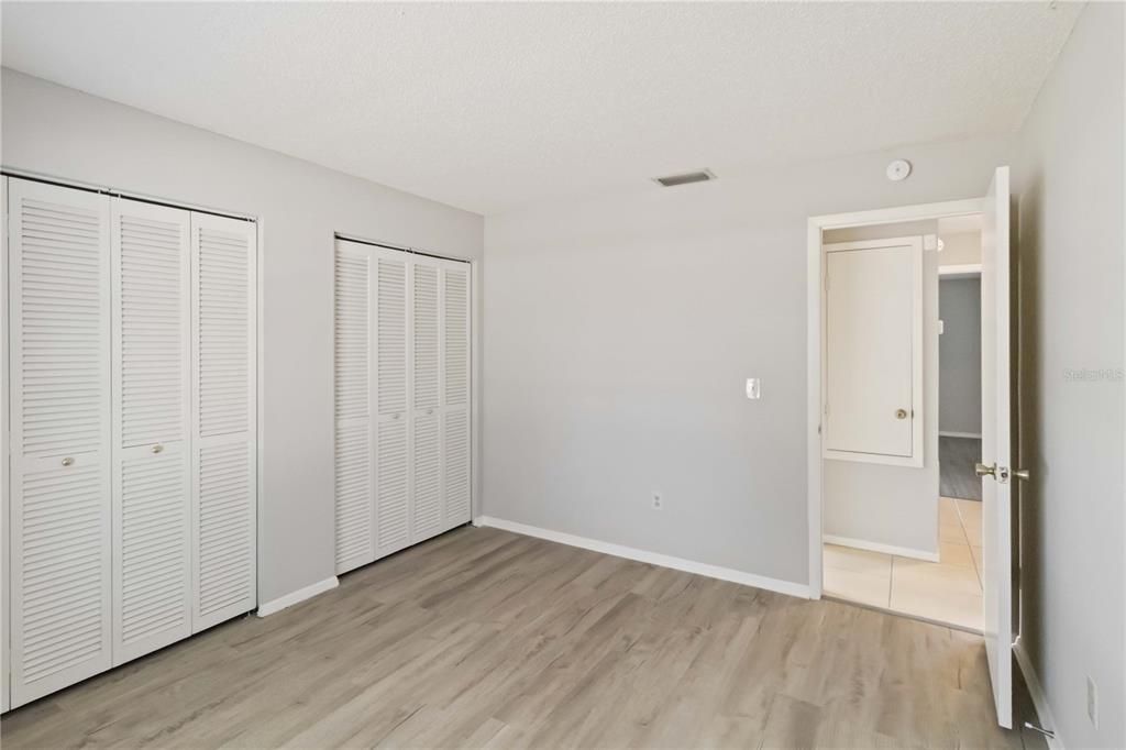 For Sale: $370,000 (3 beds, 2 baths, 1240 Square Feet)