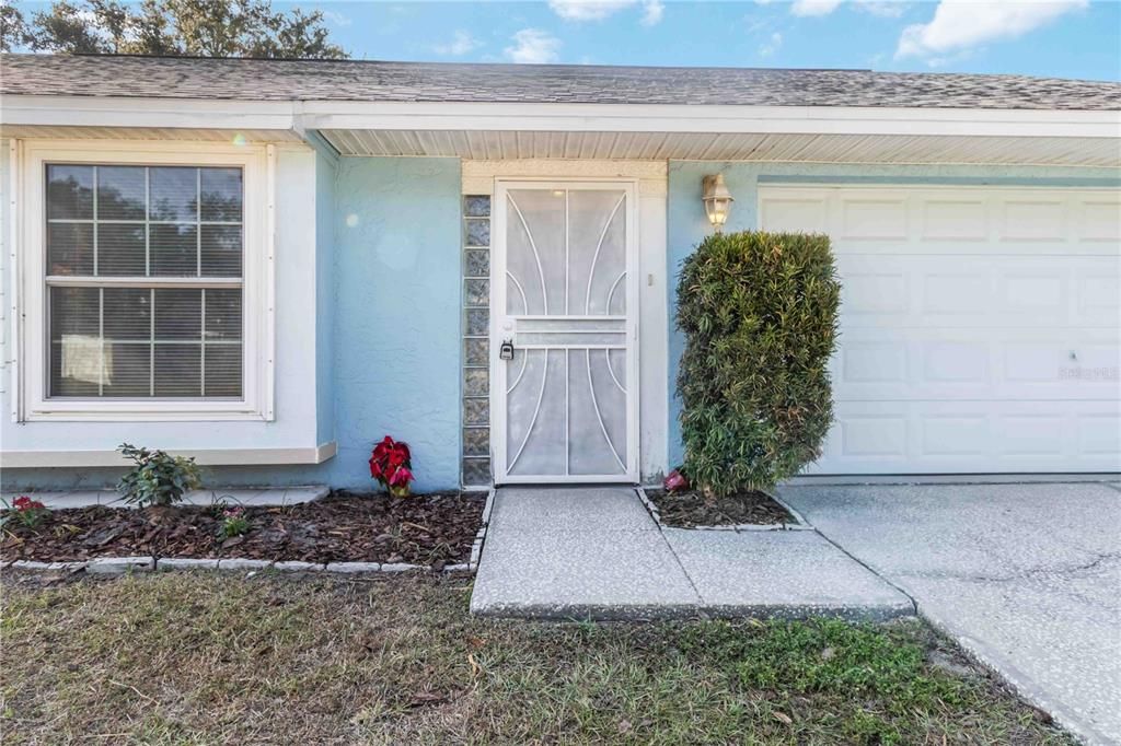 For Sale: $370,000 (3 beds, 2 baths, 1240 Square Feet)