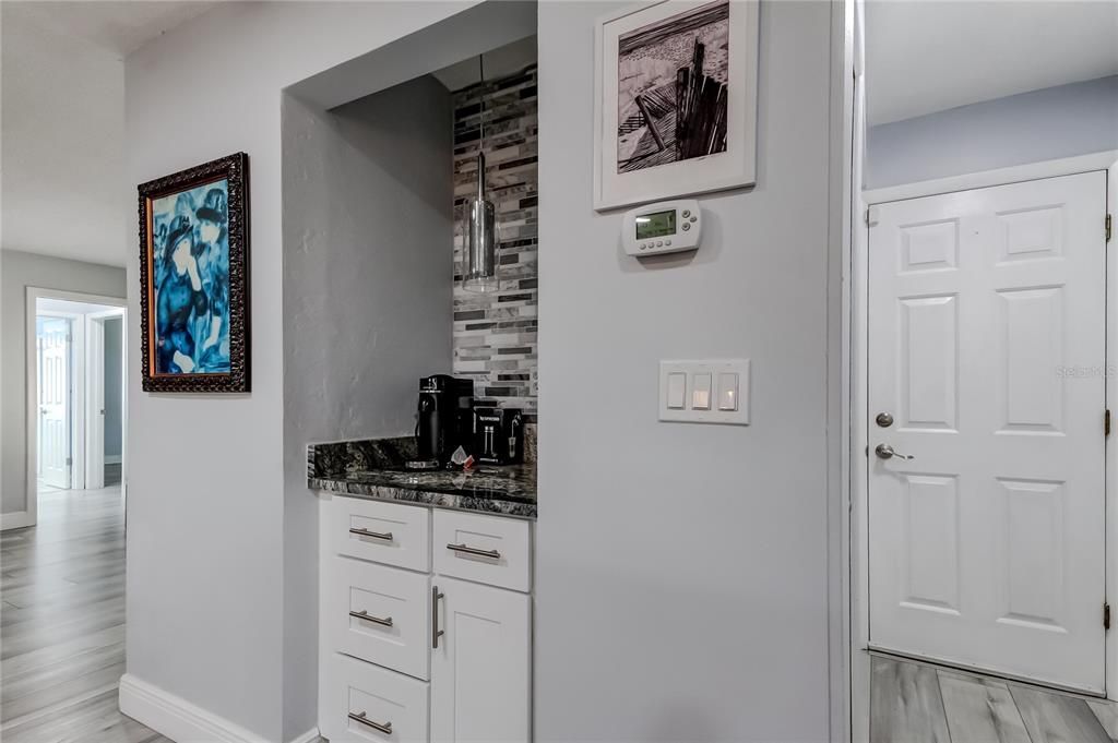 For Sale: $329,900 (2 beds, 2 baths, 1350 Square Feet)