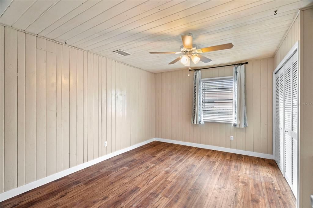 待售: $319,900 (3 贝兹, 1 浴室, 1064 平方英尺)