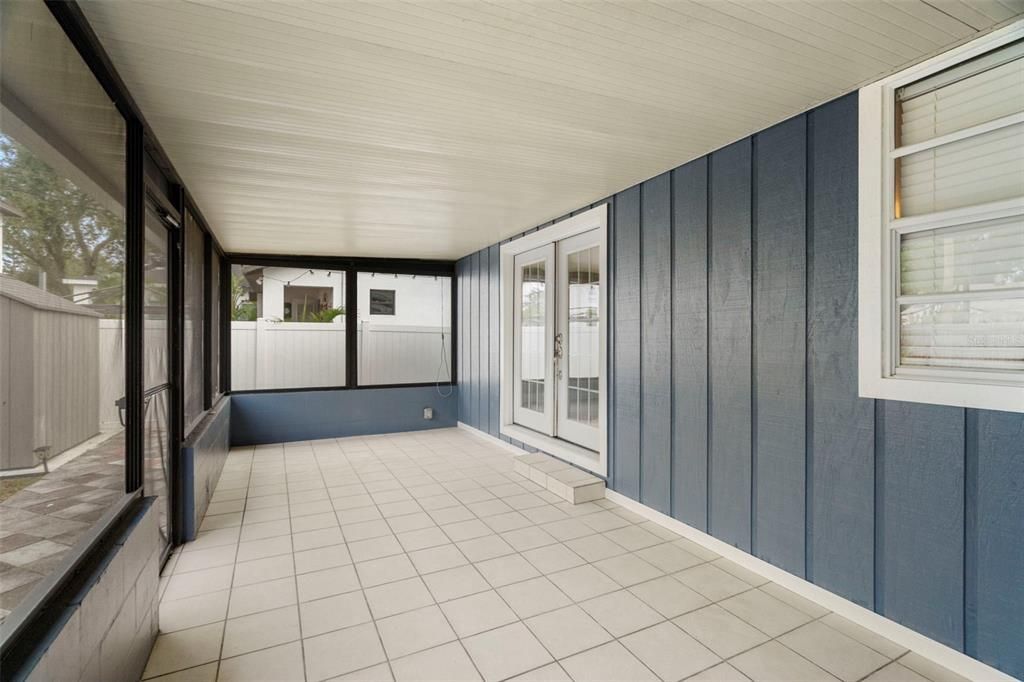 待售: $319,900 (3 贝兹, 1 浴室, 1064 平方英尺)