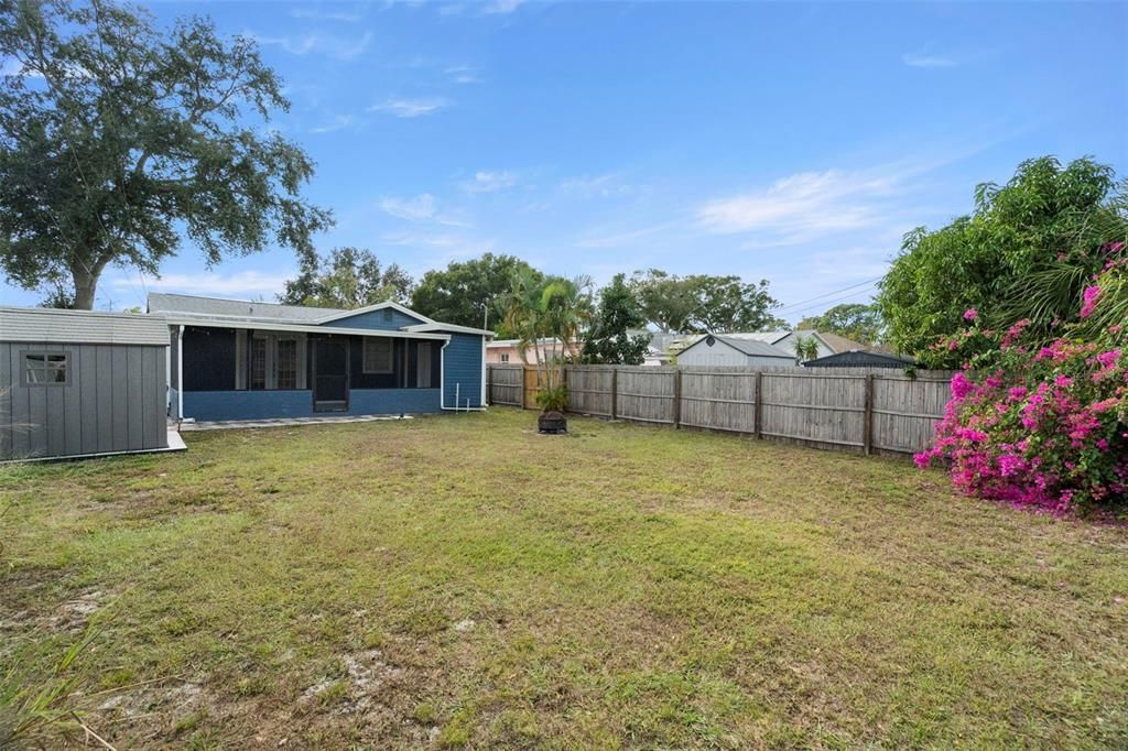 待售: $319,900 (3 贝兹, 1 浴室, 1064 平方英尺)