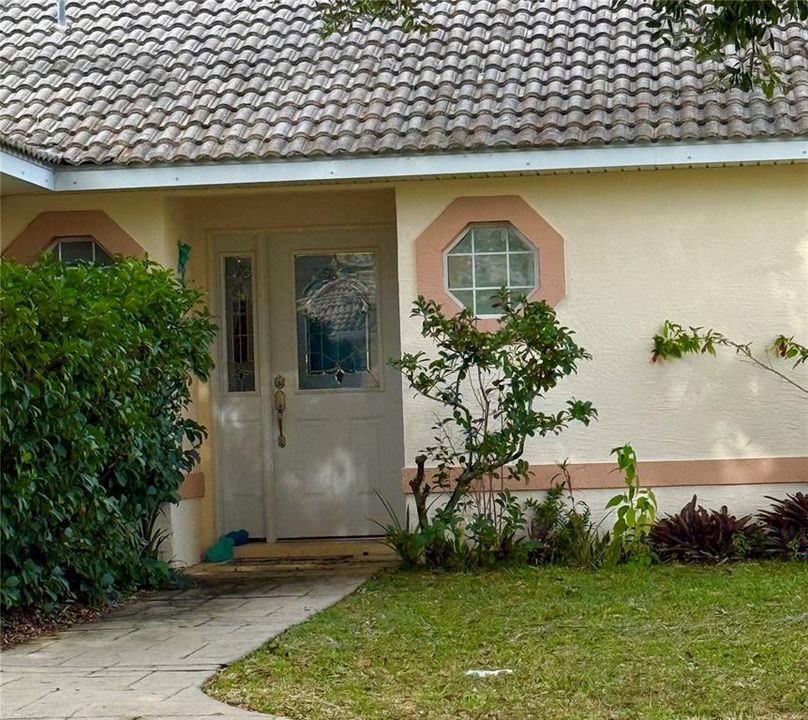 En Renta: $2,900 (3 camas, 2 baños, 1430 Pies cuadrados)