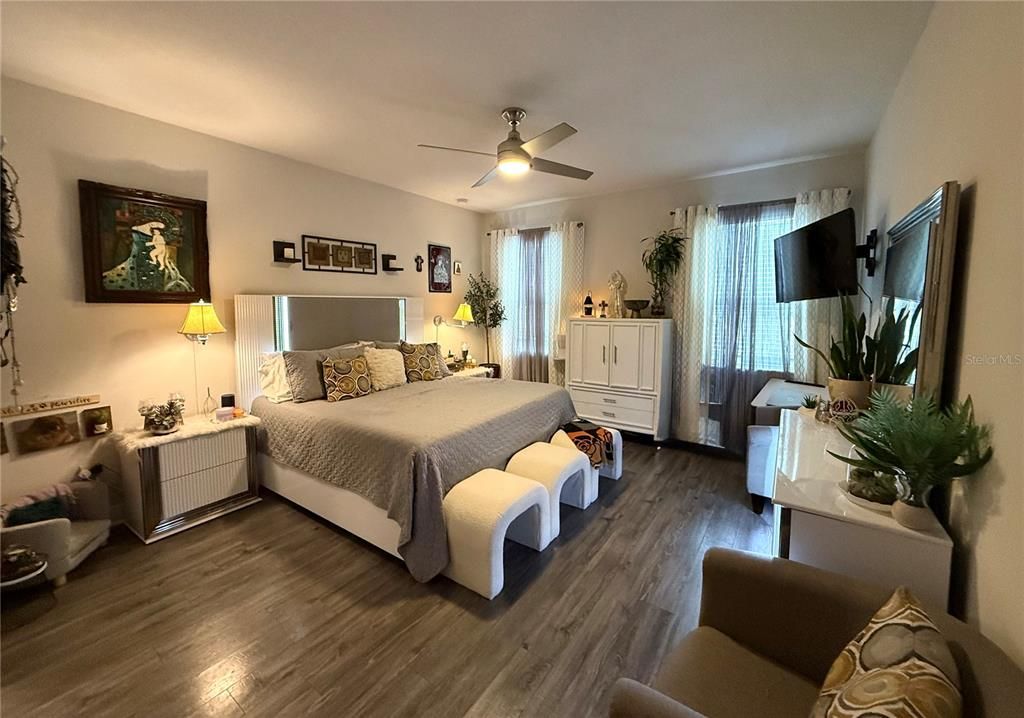 待售: $395,000 (3 贝兹, 2 浴室, 1818 平方英尺)