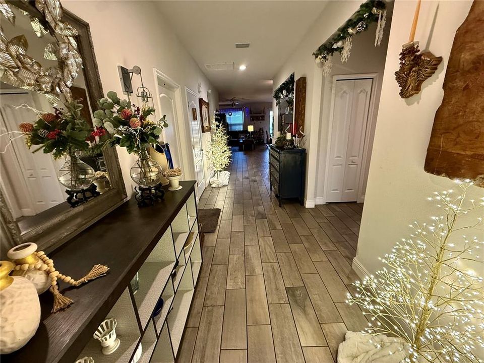 待售: $395,000 (3 贝兹, 2 浴室, 1818 平方英尺)