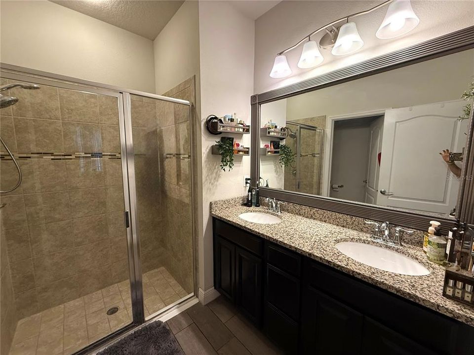 待售: $395,000 (3 贝兹, 2 浴室, 1818 平方英尺)