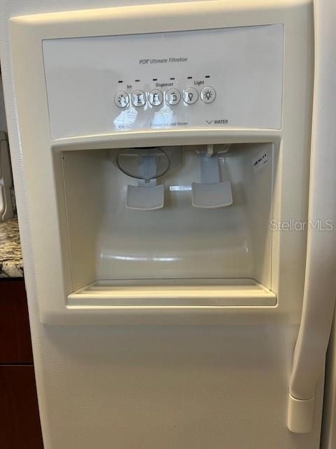 待售: $358,500 (2 贝兹, 2 浴室, 1064 平方英尺)