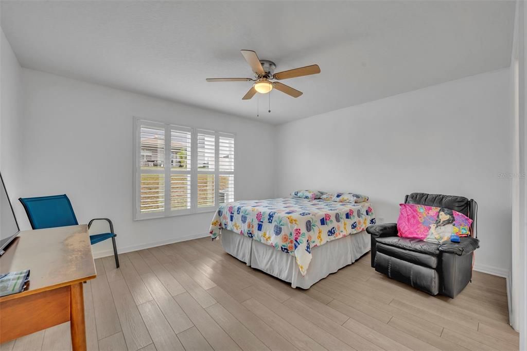 На продажу: $325,000 (3 спален, 2 ванн, 1537 Квадратных фут)