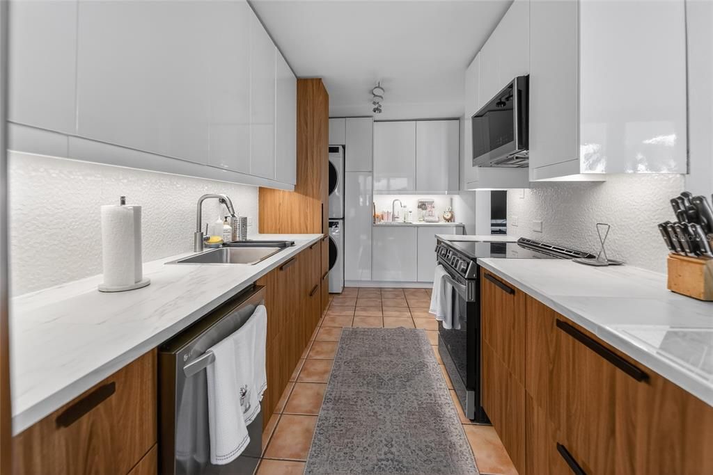 待售: $445,000 (3 贝兹, 2 浴室, 1573 平方英尺)