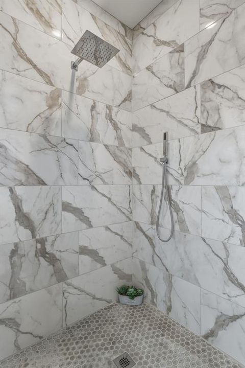 На продажу: $339,900 (3 спален, 2 ванн, 1568 Квадратных фут)