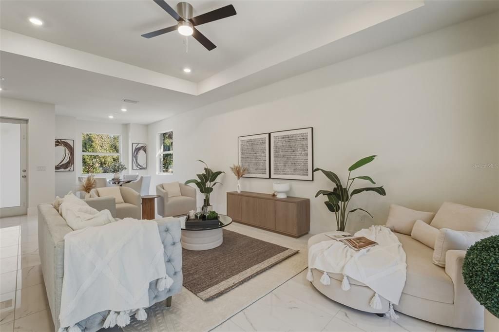 На продажу: $339,900 (3 спален, 2 ванн, 1568 Квадратных фут)