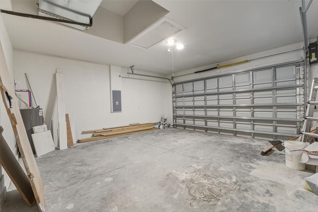 На продажу: $339,900 (3 спален, 2 ванн, 1568 Квадратных фут)