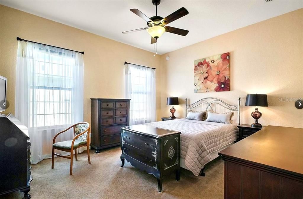 En Venta: $315,000 (3 camas, 2 baños, 1417 Pies cuadrados)