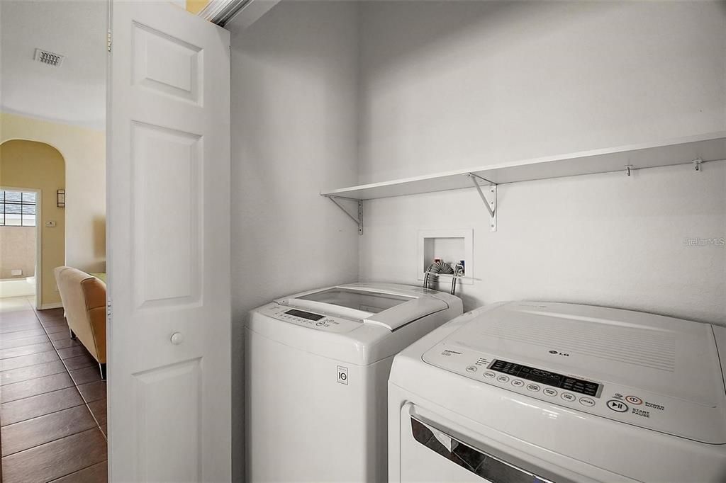 En Venta: $315,000 (3 camas, 2 baños, 1417 Pies cuadrados)