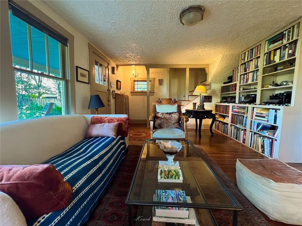 En Venta: $319,900 (3 camas, 2 baños, 1310 Pies cuadrados)