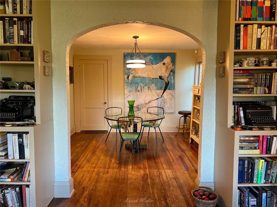 En Venta: $319,900 (3 camas, 2 baños, 1310 Pies cuadrados)